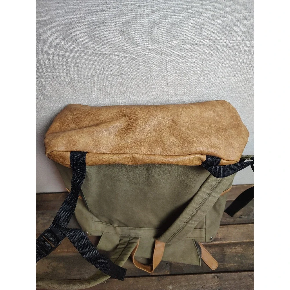DSW Canvas Messenger Bag Laptop Tablet Satchel Back Pack Olive‎ Green